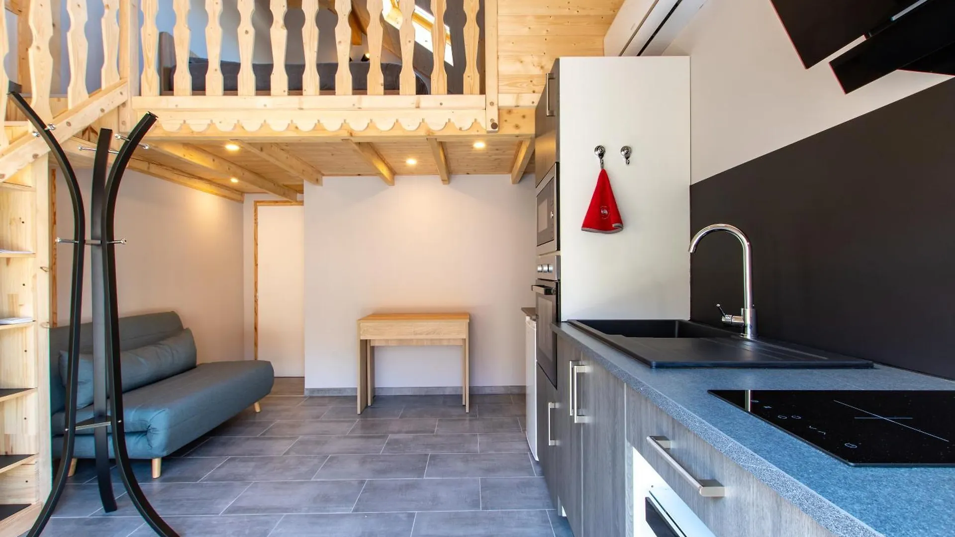 Apartment Type F1 To Sainte-Helene-sur-Isere